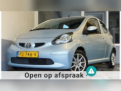 Toyota Aygo - 1.0-12V Access|163DKM|NweAPK|Airco|CentrDVG|LMV|Nettestaat