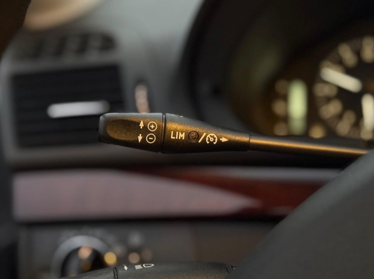 Mercedes-Benz E-klasse - 320 Elegance#NAP#Aut#Carplay#YOUNGTIMER - AutoWereld.nl