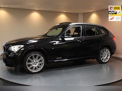 BMW X1 - SDrive20i Limited Series *M-Pakket* Automaat|Pano|Trekhaak|NAP