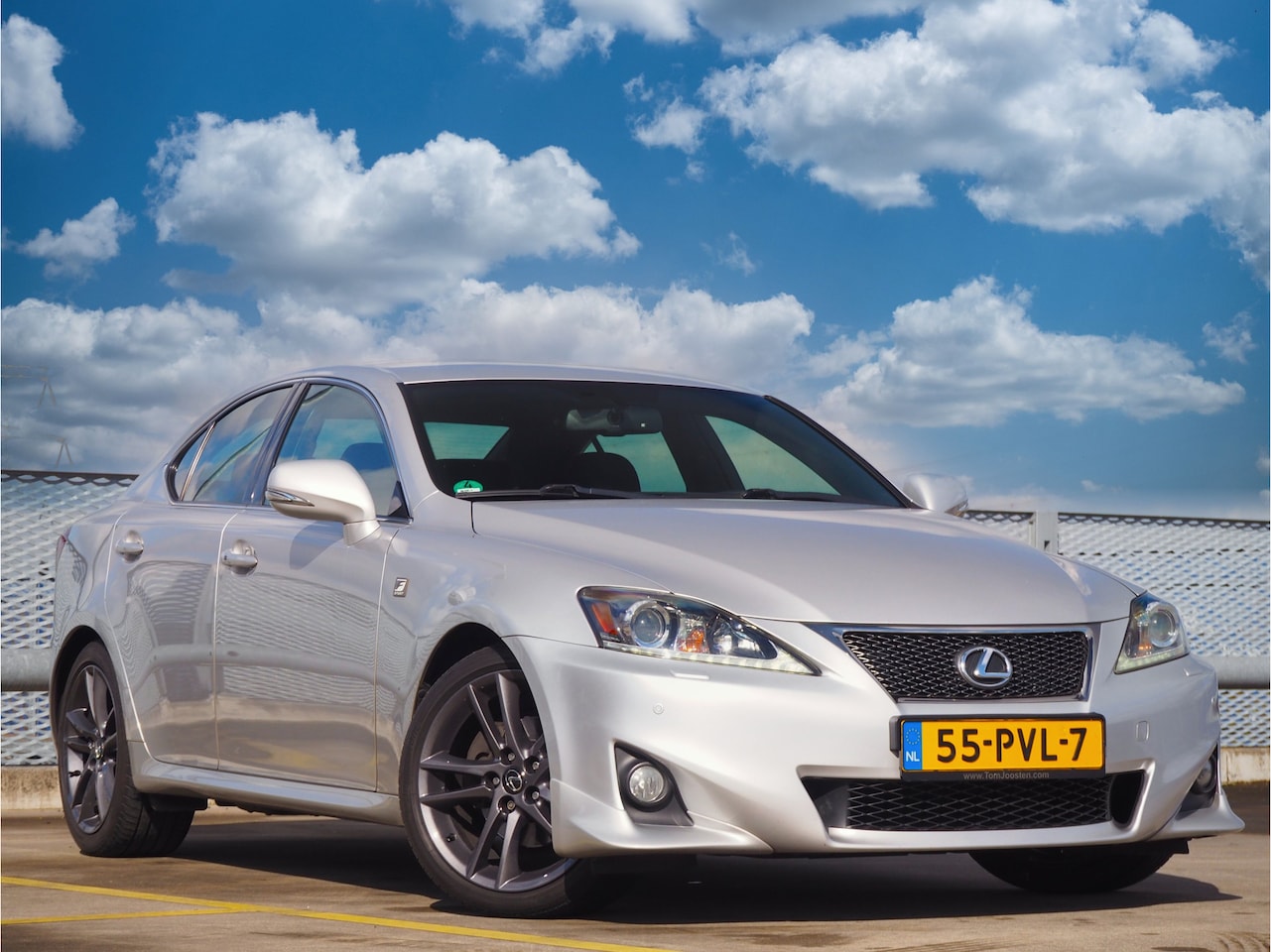 Lexus IS - 250 F-Sport - FACELIFT - NIEUWSTAAT - AutoWereld.nl