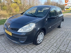 Renault Clio - 1.2-16V Authentique 5-deurs / 1ste Eig / Nap