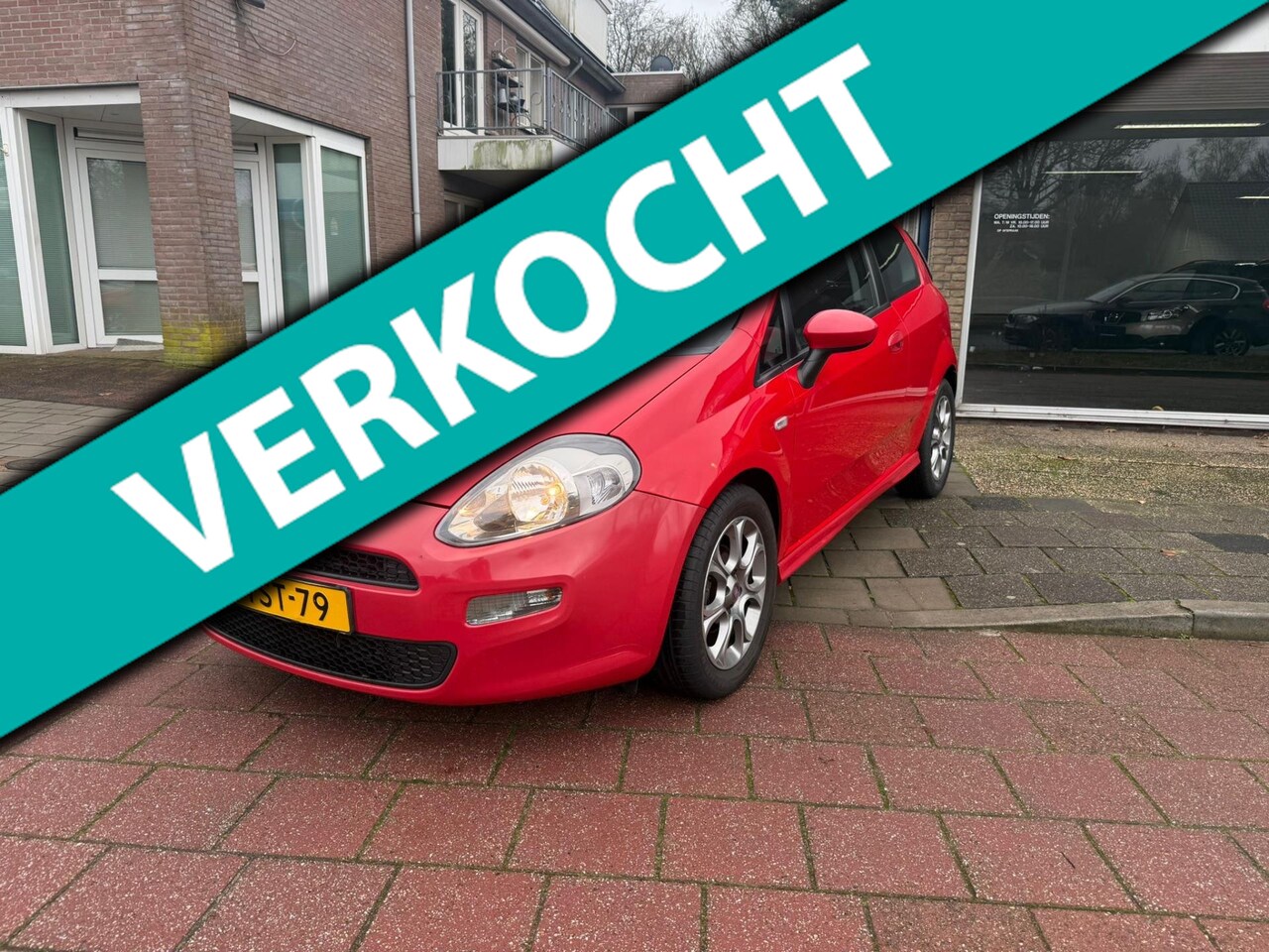 Fiat Punto Evo - 0.9 TwinAir Street navi cruisecontrol lm velgen 200339 km - AutoWereld.nl