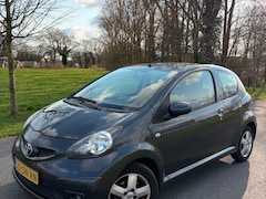 Toyota Aygo - 1.0-12V Sport, NAP, Automaat, Airco, Apple carplay