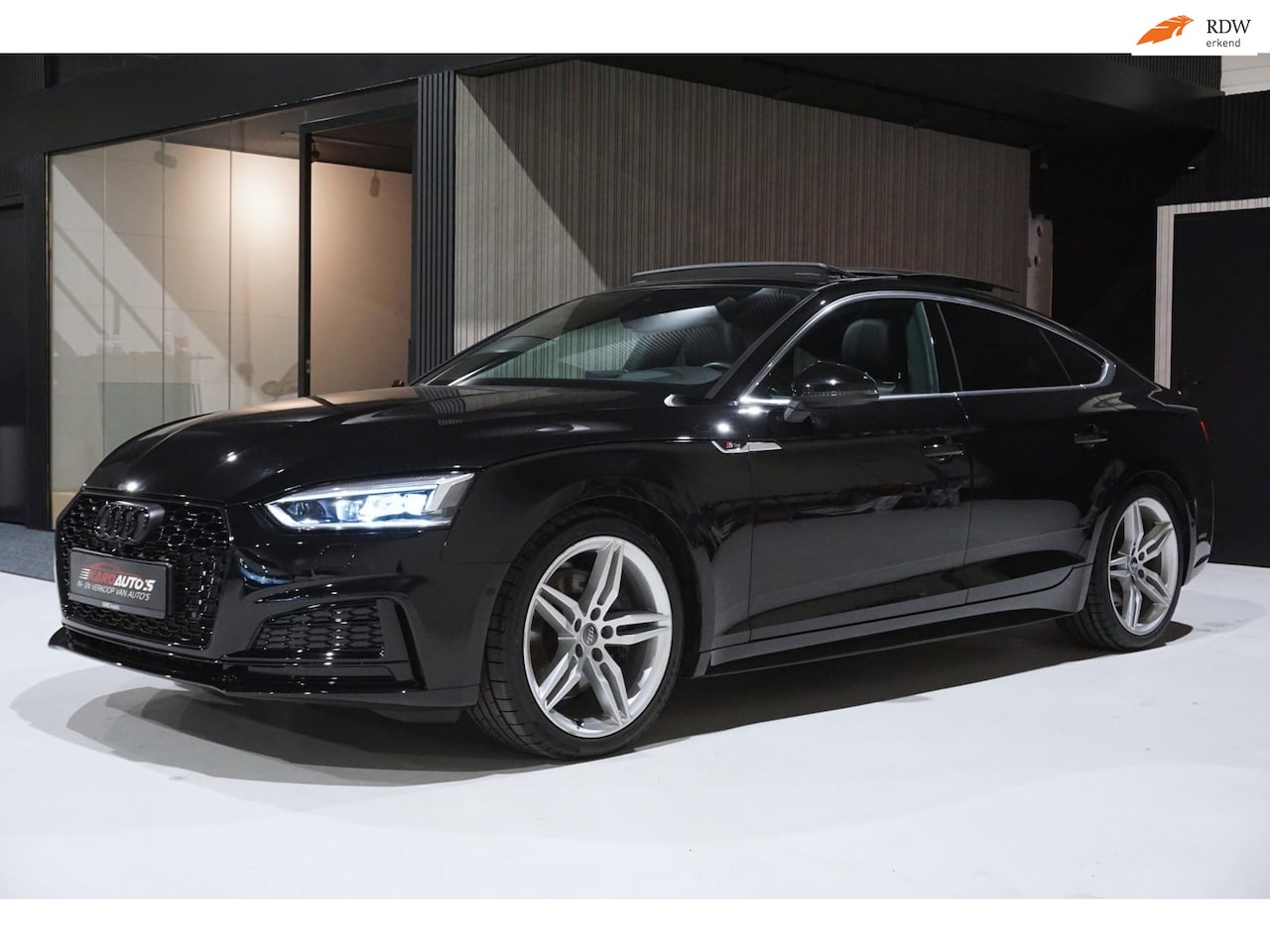 Audi A5 Sportback - 2.0 TFSI S-line 252PK Quattro Pano B&O 360 - AutoWereld.nl