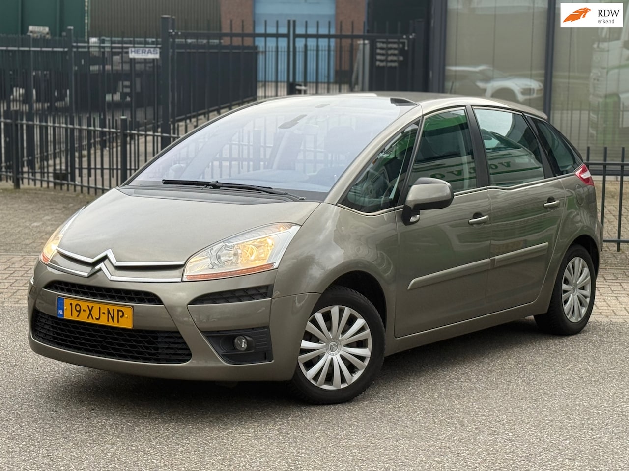 Citroën C4 Picasso - 2.0-16V Automaat 5p. - AutoWereld.nl