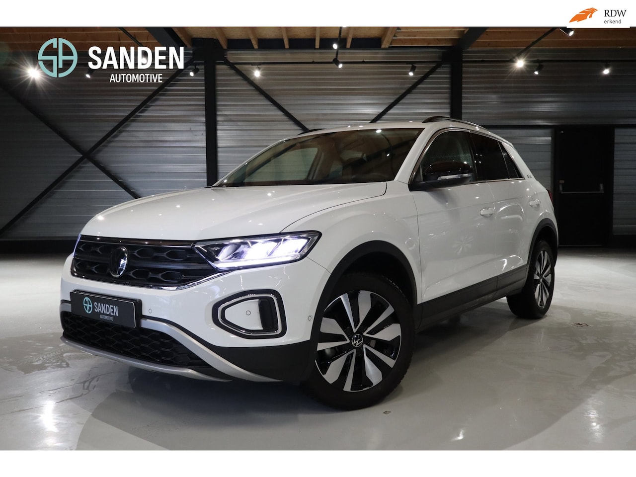 Volkswagen T-Roc - 1.0 TSI Life Edition 1.0 TSI Life Edition - AutoWereld.nl