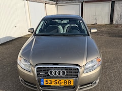 Audi A4 Limousine - 2.0 TFSI quattro edition Met nieuwe distributieketting