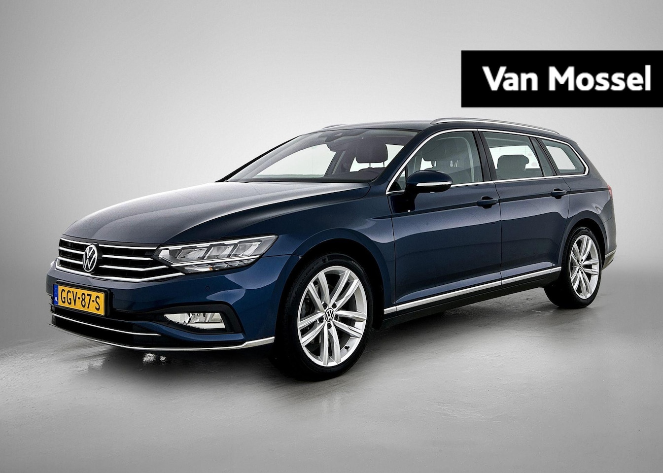 Volkswagen Passat Variant - 1.5 TSI R-Line Business + | 150 PK | Automaat | Apple Carplay / Android Auto | Parkeercame - AutoWereld.nl