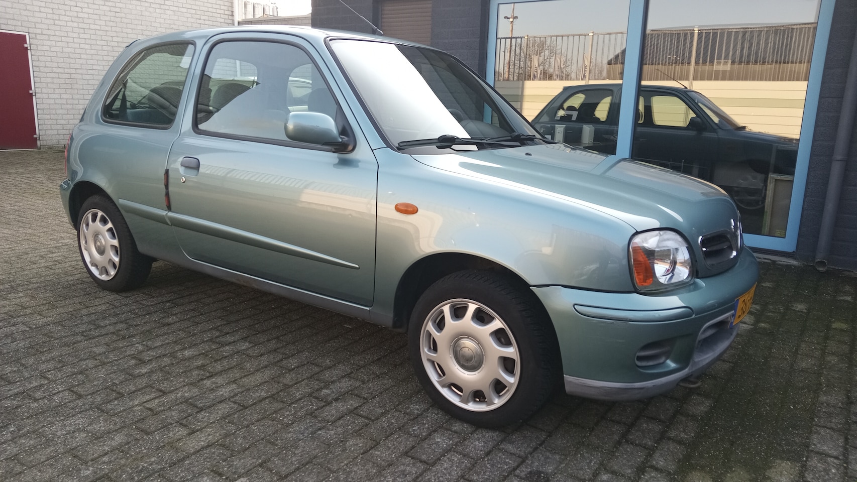 Nissan Micra - 1.4 Comfort CVT - AutoWereld.nl