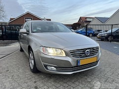 Volvo V70 - V-70 2.0 T4 Inscription Edition Pano