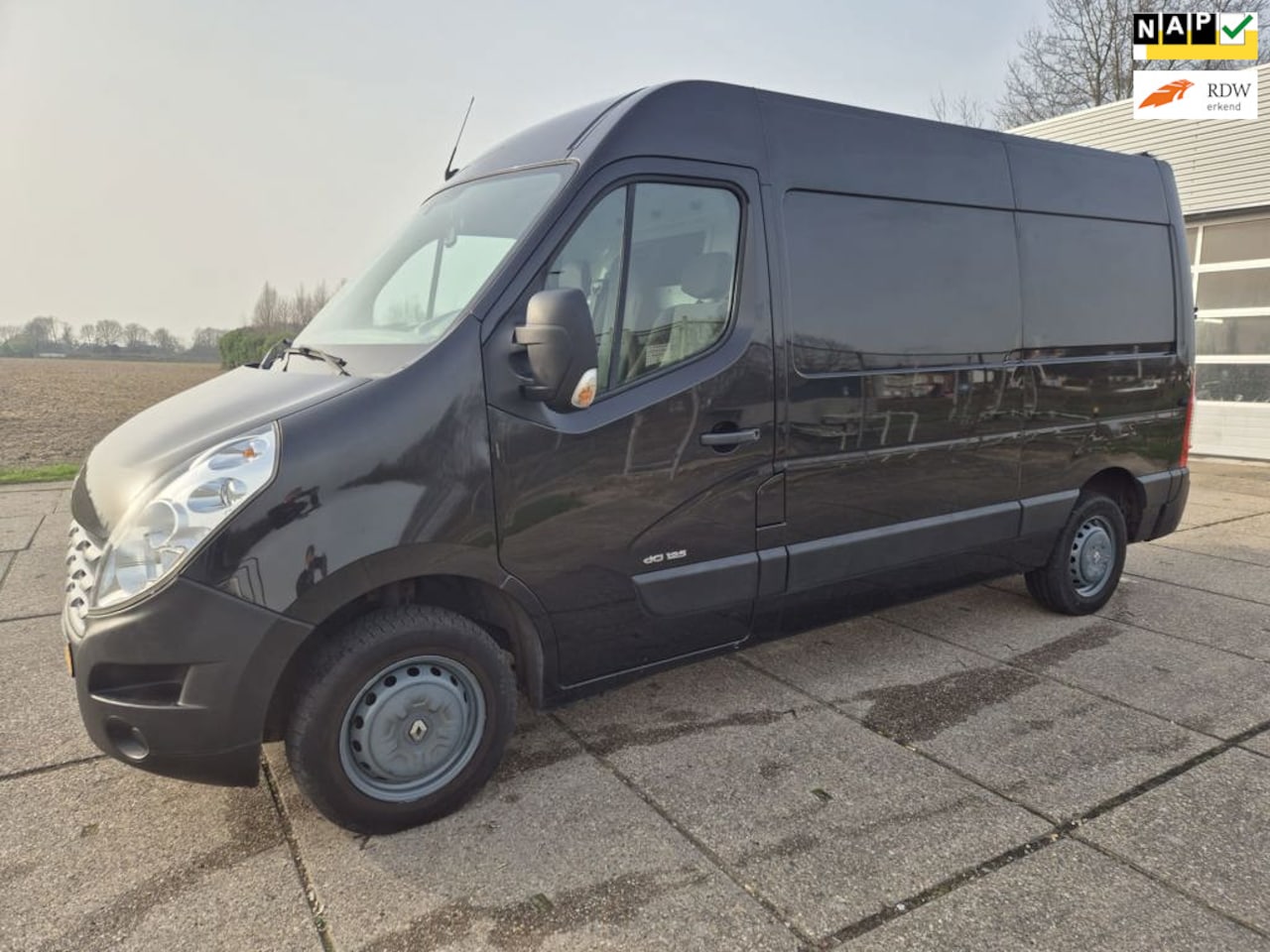 Renault Master - 2.3 dCi L2H2 Airco NAP 246.000 km nette bus - AutoWereld.nl