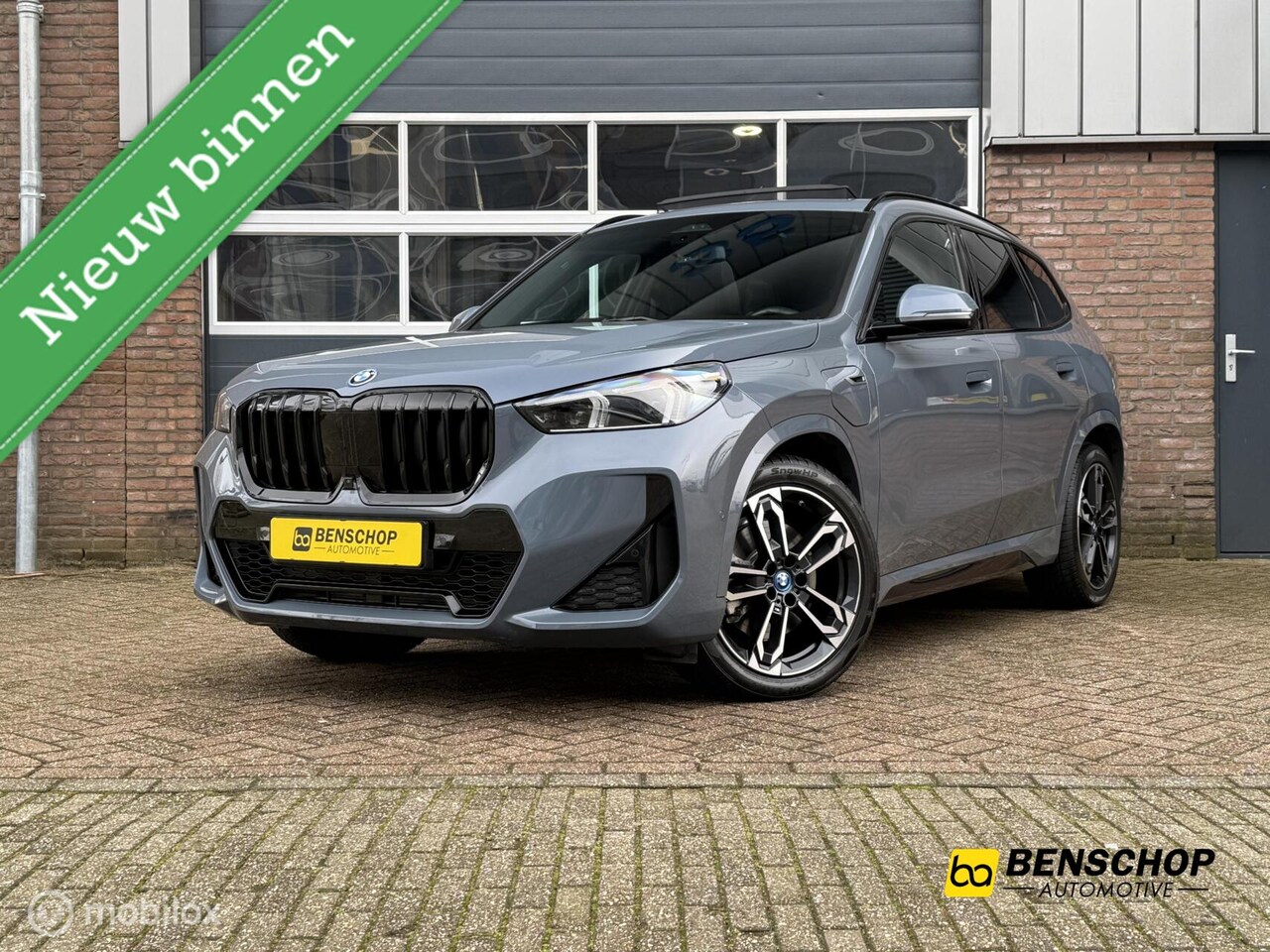BMW X1 - xDrive30e M Sport Panodak M onderstel Virtual Navi Carplay Harman Kardon LED - AutoWereld.nl