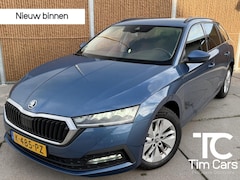 Skoda Octavia Combi - 1.0 e-TSI Business Automaat | Trekhaak uitklapbaar | Elektrisch bedienbare achterklep | Ge
