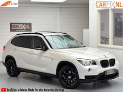 BMW X1 - sDrive20i Sporteditie, M-styling, Pano, 19", Xenon, Leder
