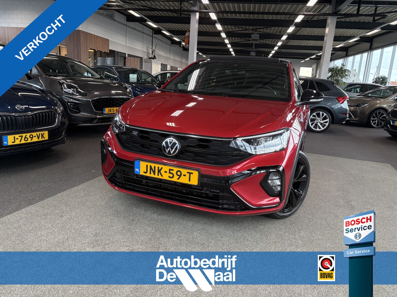Volkswagen Taigo - 1.0 TSi DSG R-Line Business SCHUIFDAK/KEYLESS/CAMERA/18INCH/DODEHOEK/ADAPT.CRUISE - AutoWereld.nl