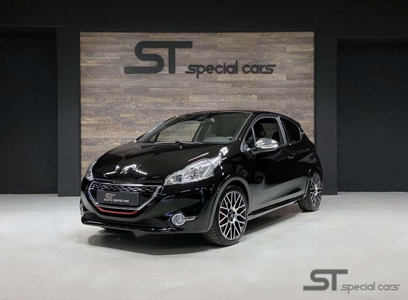 Peugeot 208 - 1.6 THP GTi|Momo 17 inch|Carplay|uitlaatklep - AutoWereld.nl