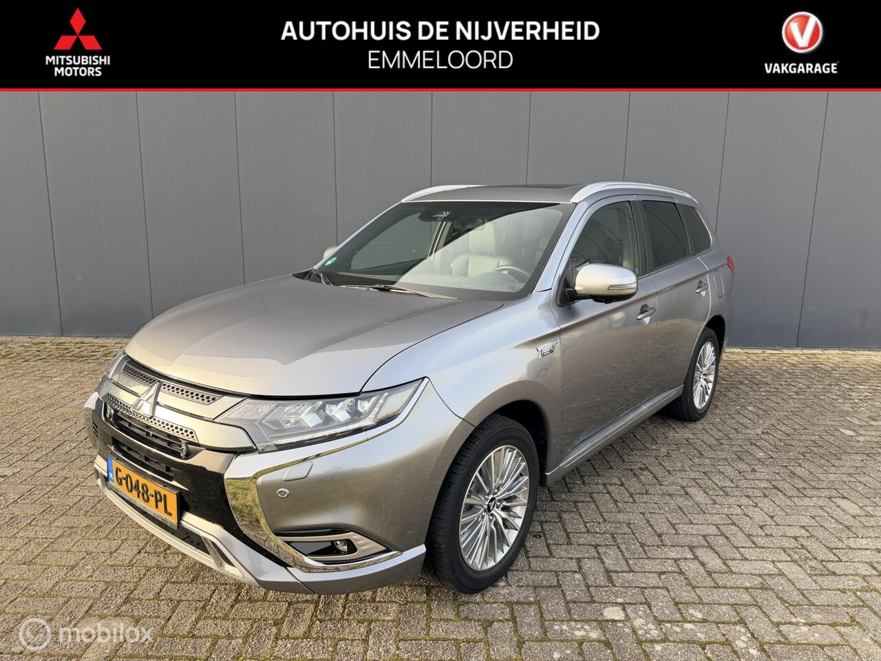 Mitsubishi Outlander - 2.4 PHEV Instyle+ 2.4 PHEV Instyle - AutoWereld.nl