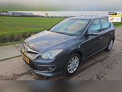 Hyundai i30 - 1.6i i-Motion/ automaat/ airco/ bj 2011