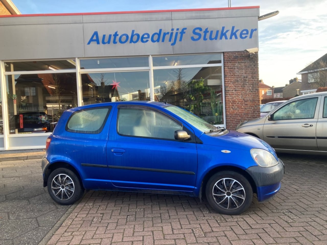 Toyota Yaris - 1.0 vvt-i Yorin 142906 km. Uniek - AutoWereld.nl