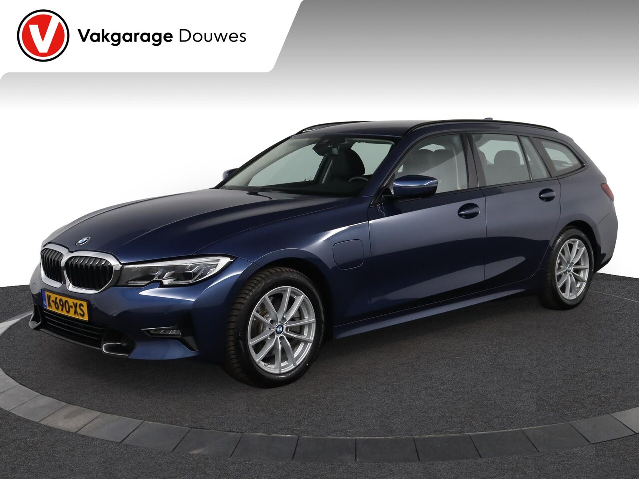 BMW 3-serie Touring - 320e High Executive 320e High Executive - AutoWereld.nl