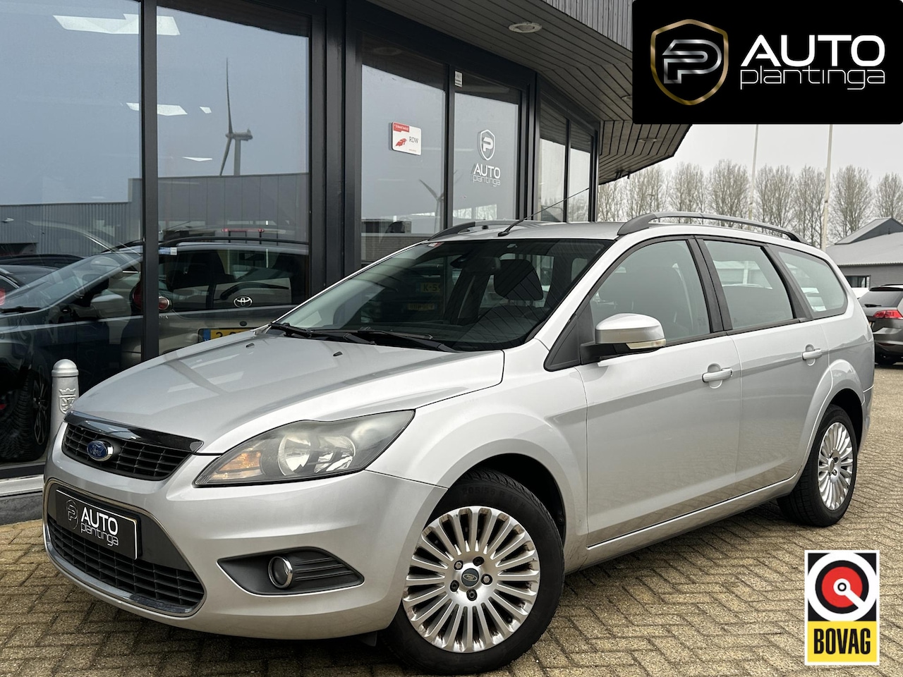 Ford Focus Wagon - 1.6 Titanium | AUTOMAAT | ZEER NETTE STAAT | Volledige Onderhoudshistorie | Navigatie | Pa - AutoWereld.nl
