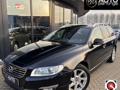 Volvo V70 - 2.0 D4 Summum 181PK | BOMVOL | Zeer Nette Staat | Trekhaak | PANO | LEER | MEMORY | XENON