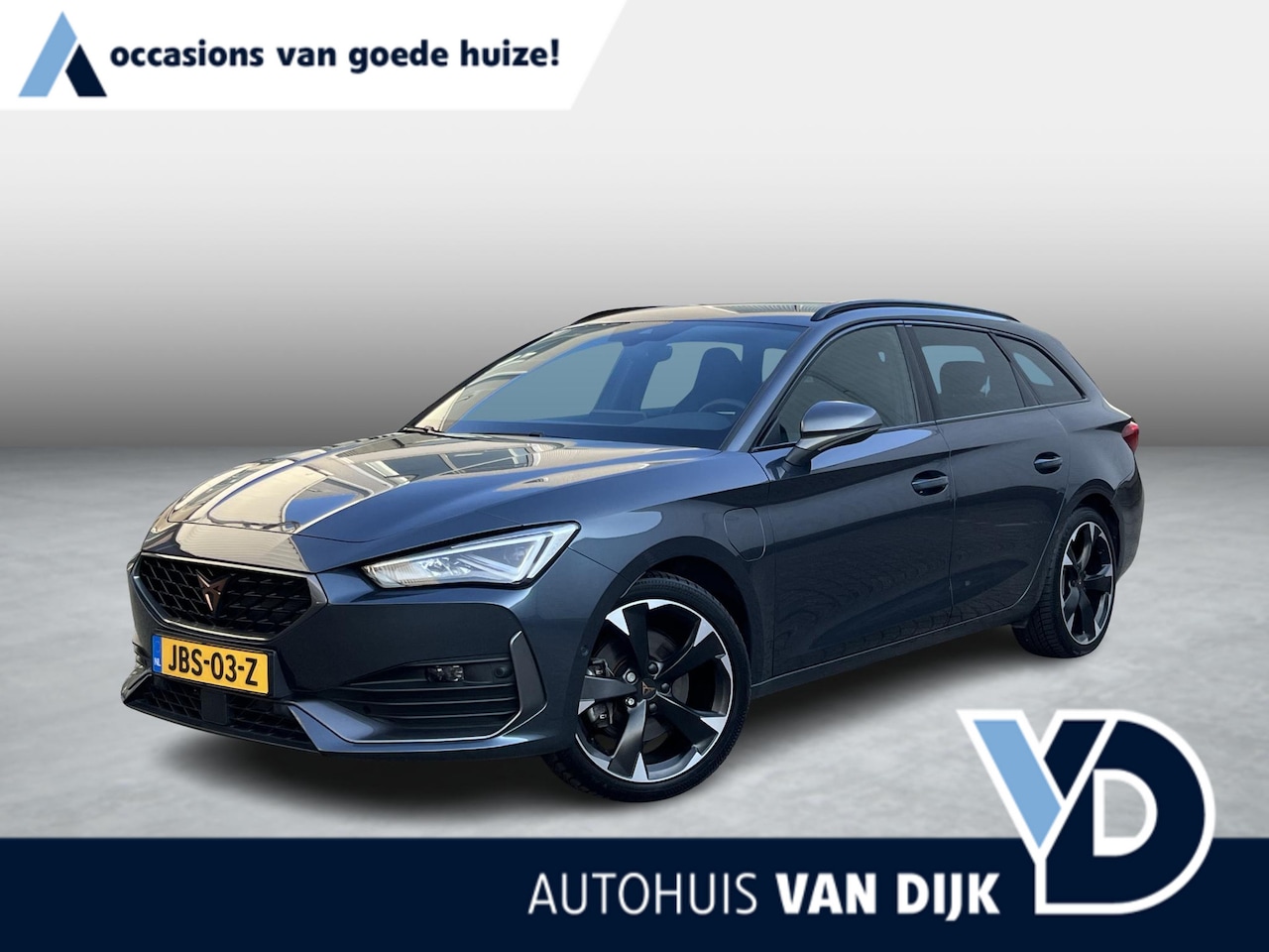 CUPRA Leon Sportstourer - 1.4 e-Hybrid VZ Adrenaline | 245pk/Navi/Clima/Adapt.Cruise/Camera/Sfeerverlichting/Apple C - AutoWereld.nl