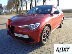 Alfa Romeo Stelvio - 2.0 T AWD B-Tech Business Edition Sportstoelen Rosso Competizione Trekhaak