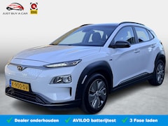 Hyundai Kona Electric - EV Comfort 64 kWh Black Package SOH 93, 4%c / Warmtepomp / Adaptieve cruise / Camera / Car