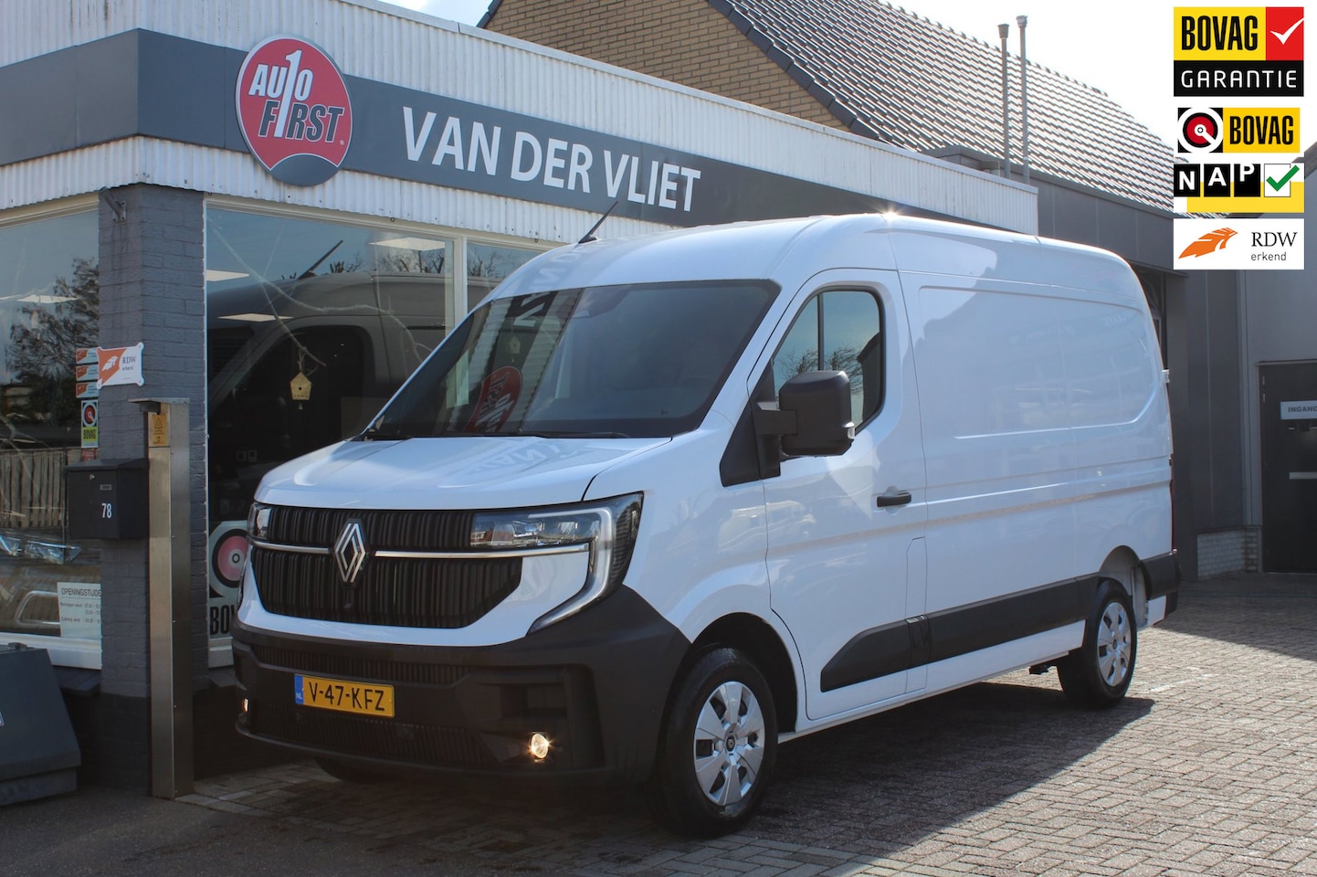Renault Master - T35 2.0 dCi 150 L2H2 Extra T35 2.0 dCi 150 L2H2 Extra - AutoWereld.nl