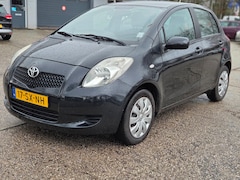 Toyota Yaris - 1.3 VVTi Sol AIRCO