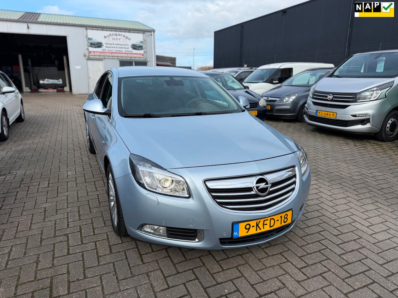 Opel Insignia - 2.0 CDTI EcoFLEX Business 2.0 CDTI EcoFLEX Business+ - AutoWereld.nl