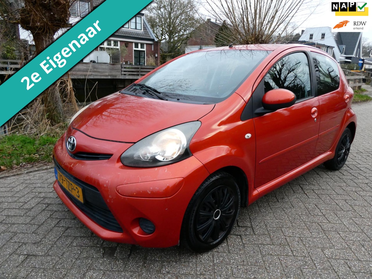 Toyota Aygo - 1.0 VVT-i Comfort 5-deurs Airco Navi 2e eigenaar Zuinig A-Label - AutoWereld.nl