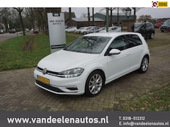 Volkswagen Golf - 1.0 TSI Comfortline Business Navigatie