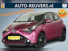 Toyota Aygo - 1.0 VVT-i x-cite / Leder / Aut / CarPlay / Camera / Allseason