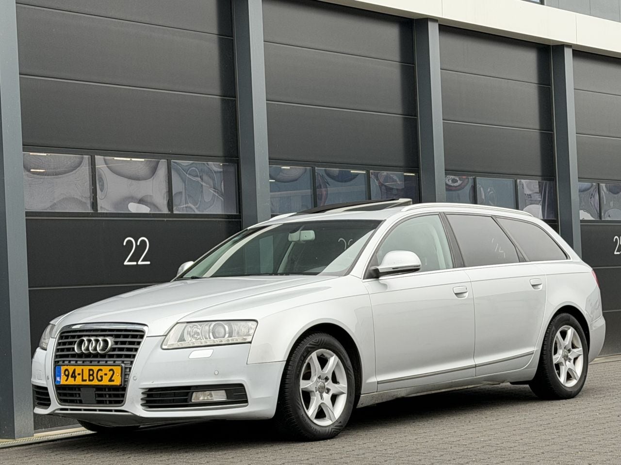 Audi A6 - 2.0 TDI S-Line Dak Leer Clima - AutoWereld.nl