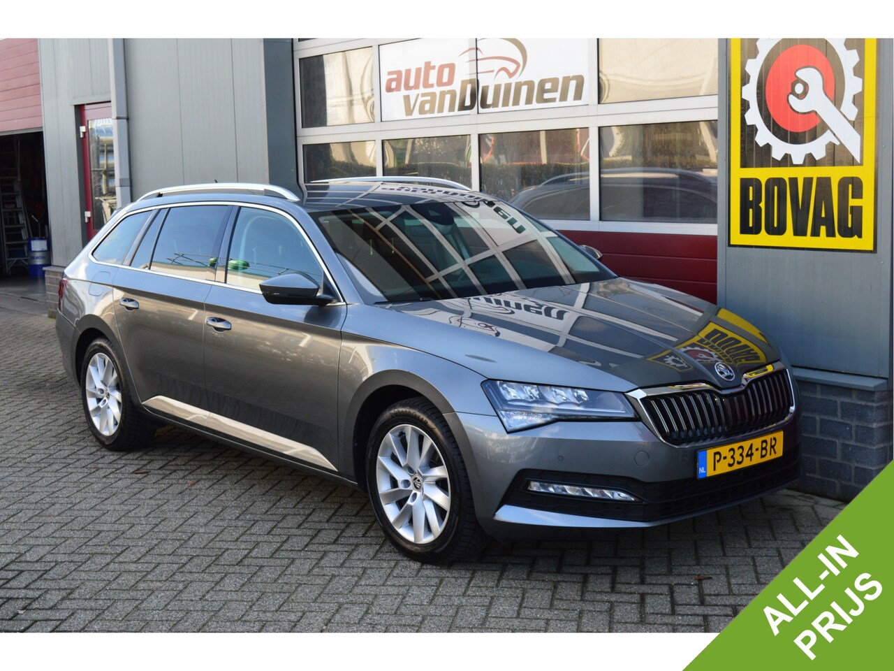 Skoda Superb Combi - 1.5 TSI ACT Business Edition O.a: PDC, Stoelverw, Stoelgeheugen, Keyless, Carplay, Etc. Al - AutoWereld.nl