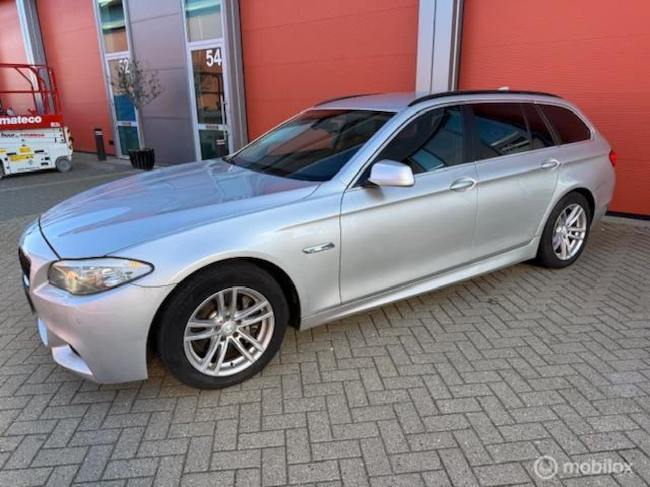 BMW 5-serie Touring - 530xd High Executive TOURING VEEL EXTR'S - AutoWereld.nl