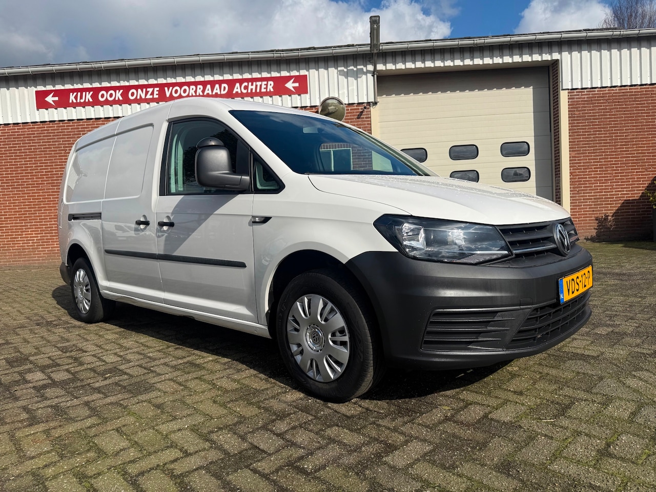 Volkswagen Caddy Maxi - 2.0 TDI L2H1 navi carplay airco - AutoWereld.nl