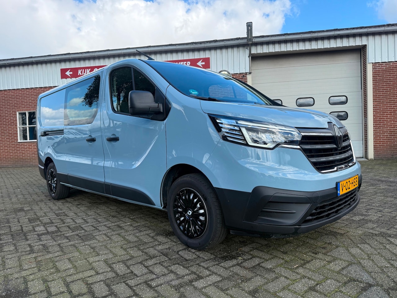 Renault Trafic - 2.0 Blue dCi 130 T29 L2H1 Start DC 2.0 Blue dCi 130 T29 L2H1 Start DC - AutoWereld.nl