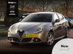 Alfa Romeo Giulietta - 1.4 T Sprint 170PK Automaat TCT | Rijd en Schakelt TOP