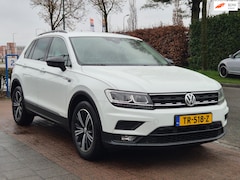 Volkswagen Tiguan - 1.4TSI Comfort Business *Automaat|Car-Play