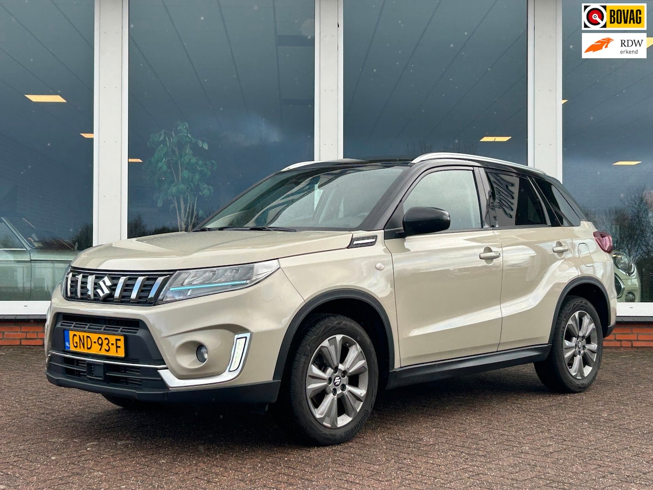 Suzuki Vitara - 1.4 Boosterjet Select Smart Hybrid - Navi - Camera - LM - Nieuwstaat - AutoWereld.nl