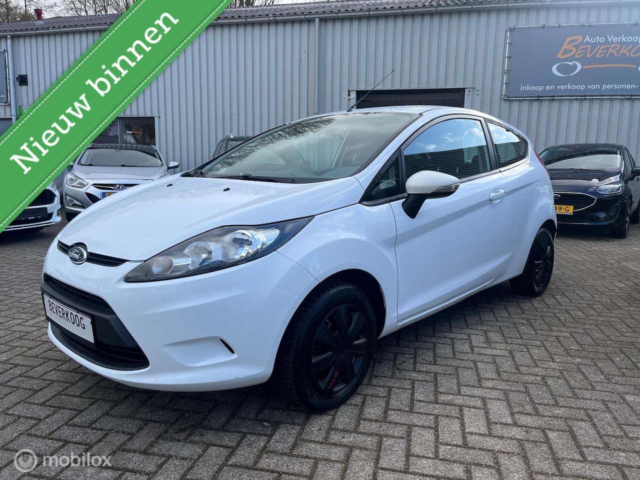 Ford Fiesta - 1.25 Black & White Edition 6/12 m garantie - AutoWereld.nl