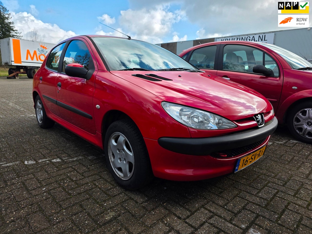 Peugeot 206 - 1.4 One-line 1.4 One-line 5-deurs - AutoWereld.nl