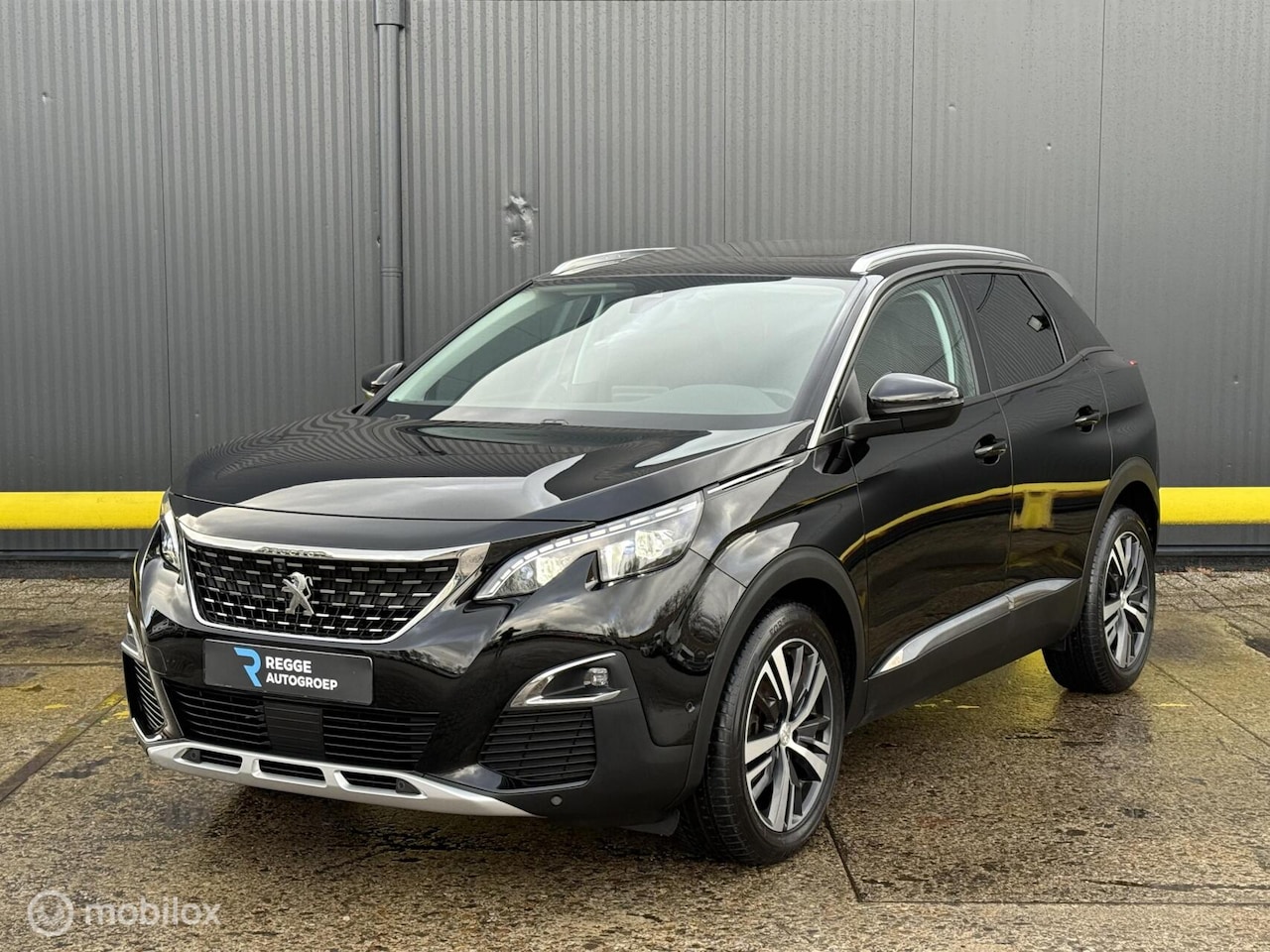 Peugeot 3008 - 1.2 PureTech Allure PANORAMADAK | BOMVOL | - AutoWereld.nl