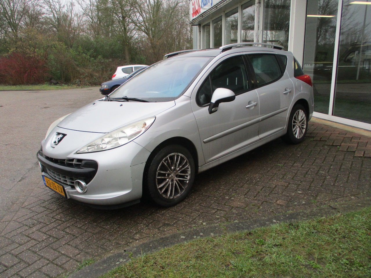 Peugeot 207 SW - 1.6 VTi XS Première Zo mee! Handel/export. - AutoWereld.nl