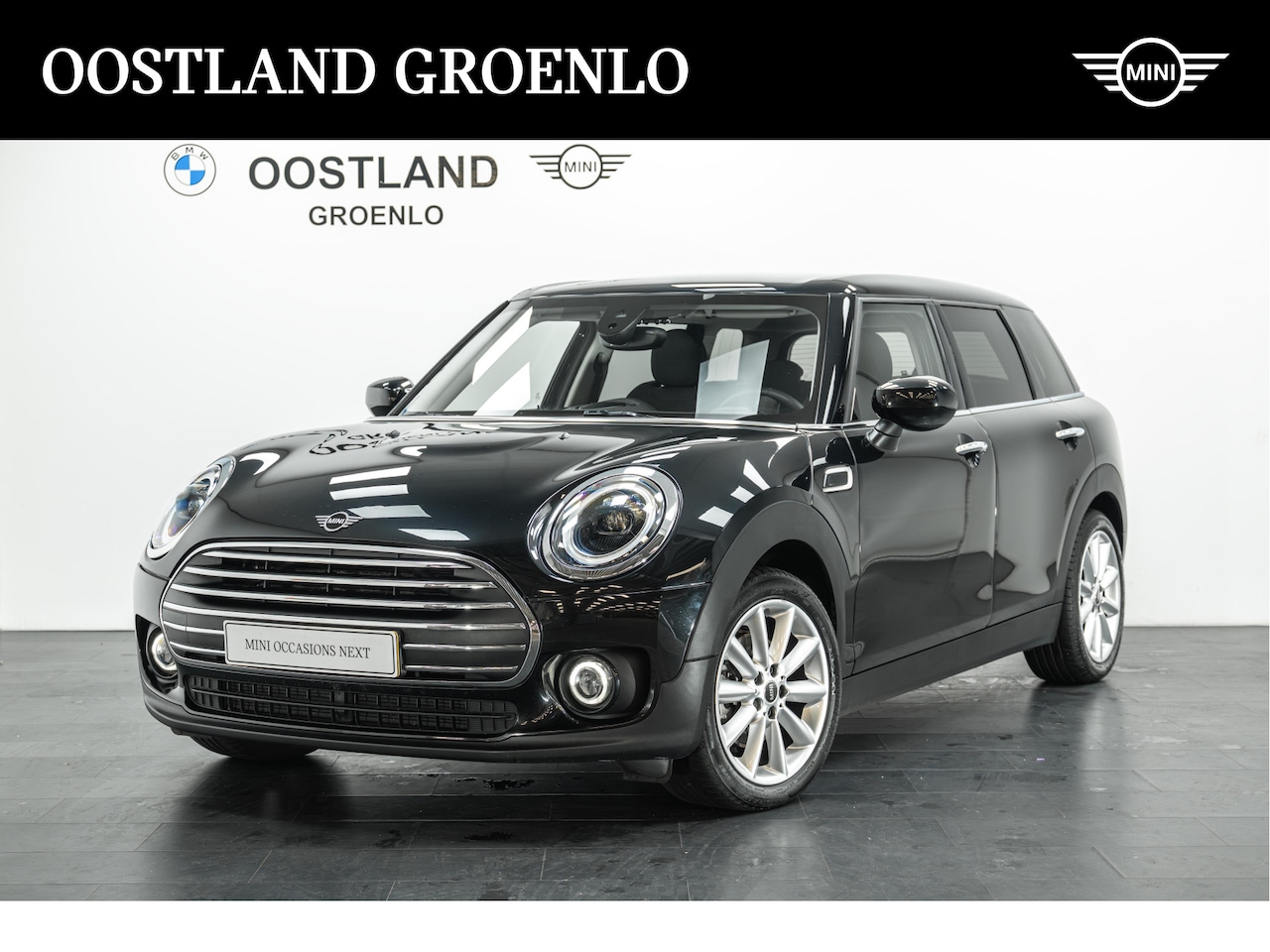 MINI Clubman - Cooper Classic Automaat / Achteruitrijcamera / Comfort Access / LED / Cruise Control / Sto - AutoWereld.nl