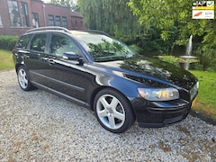 Volvo V50 - 2.4 Kinetic 5-Cilinder Airco koud Trekhaak