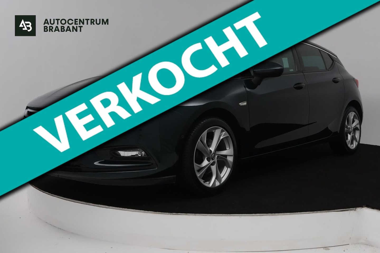 Opel Astra - 1.4 Business+ (ACHTERUITRIJCAMERA, NAVIGATIE, AUTOMAAT, CRUISE CONTROL, PARKEERSENSOREN) - AutoWereld.nl